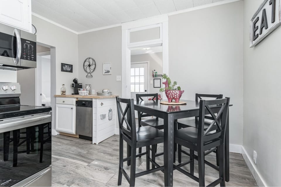 Kitchen and Eating Area