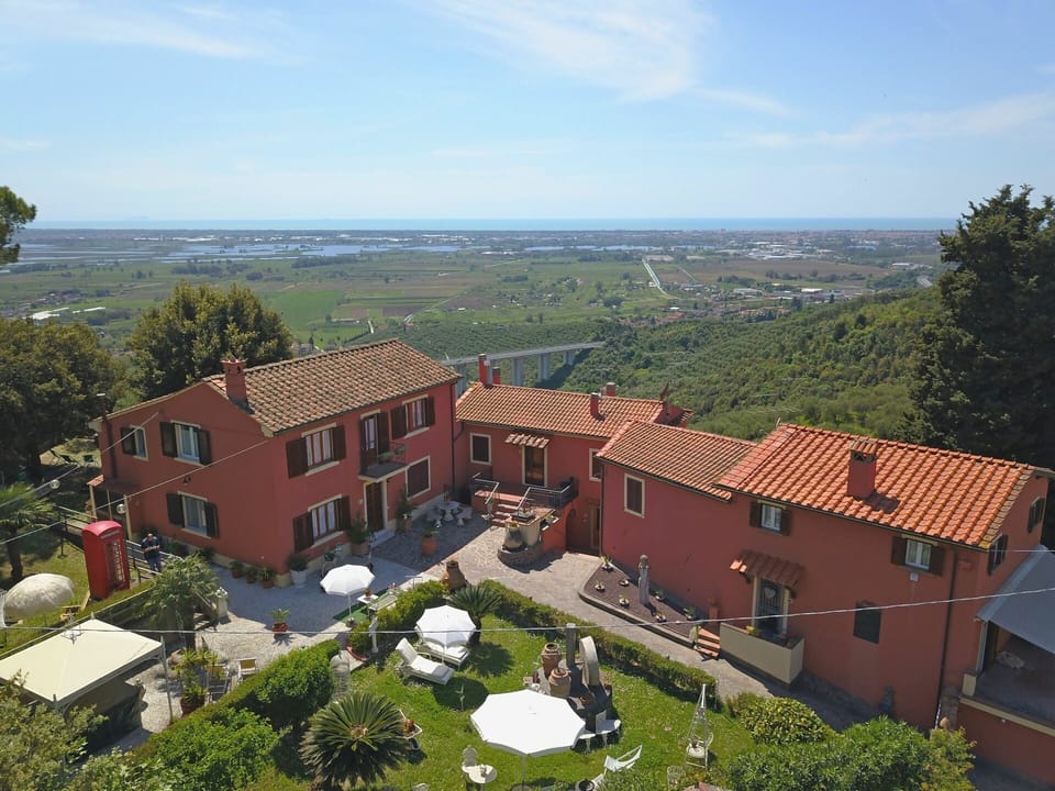 Building Exterior, Outdoor, Summer