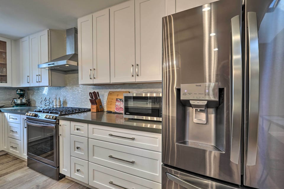 Kitchen | Air Fryer | Keurig | InstantPot