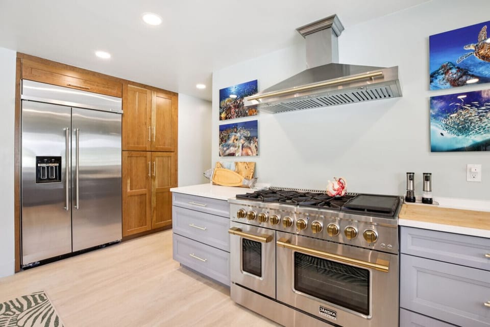 Kitchen/Gas stove