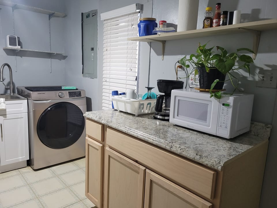 New Kitchenette counter cabinets