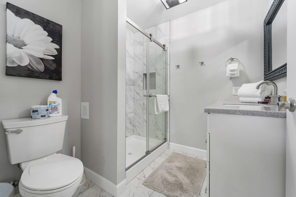Bathroom 1 - main level