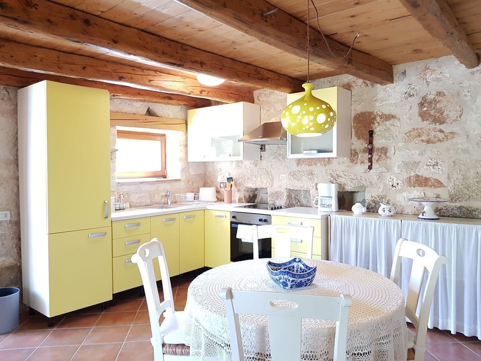 Kitchen and dining area