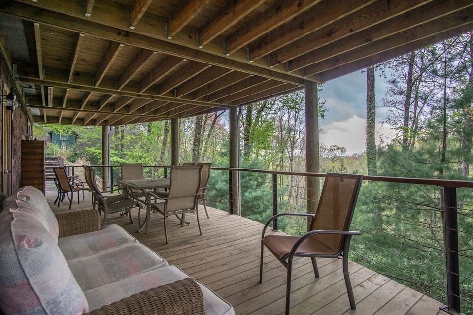 Lower Covered Deck Area
