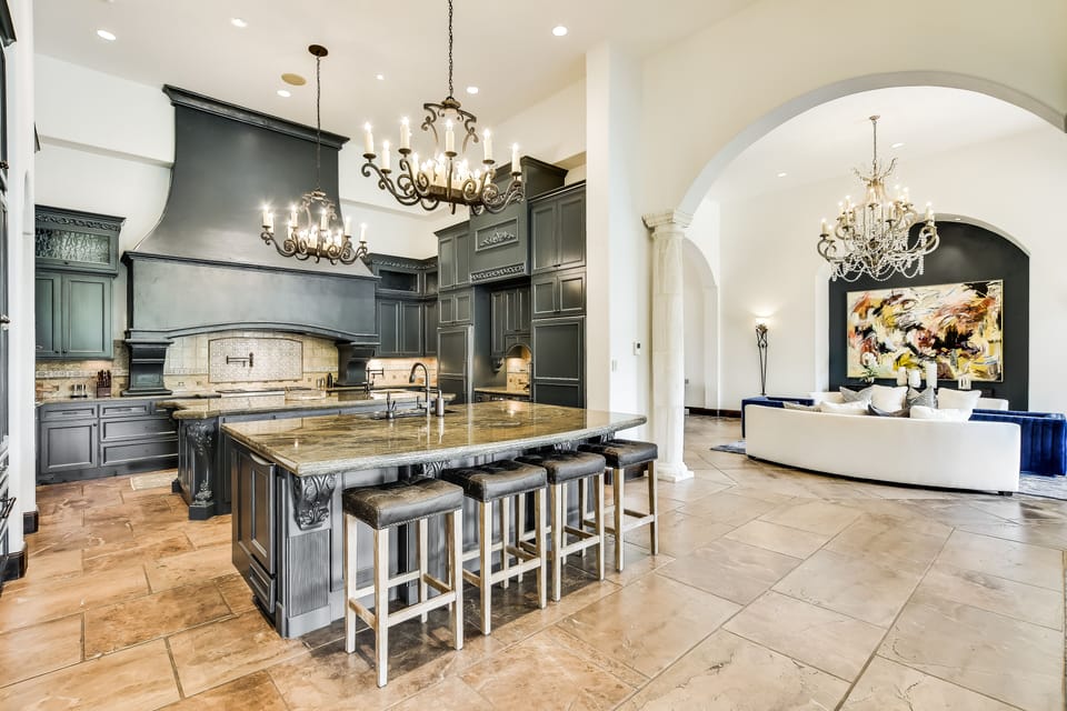 Kitchen Bar