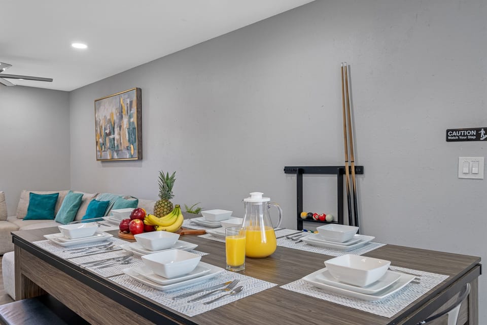 Great meals are best shared with loved ones while reminiscing great and funny memories together! Send us a message if you have any questions! Book now!