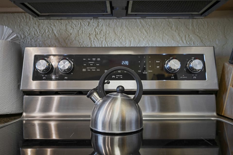 Stove Top w/Tea Kettle