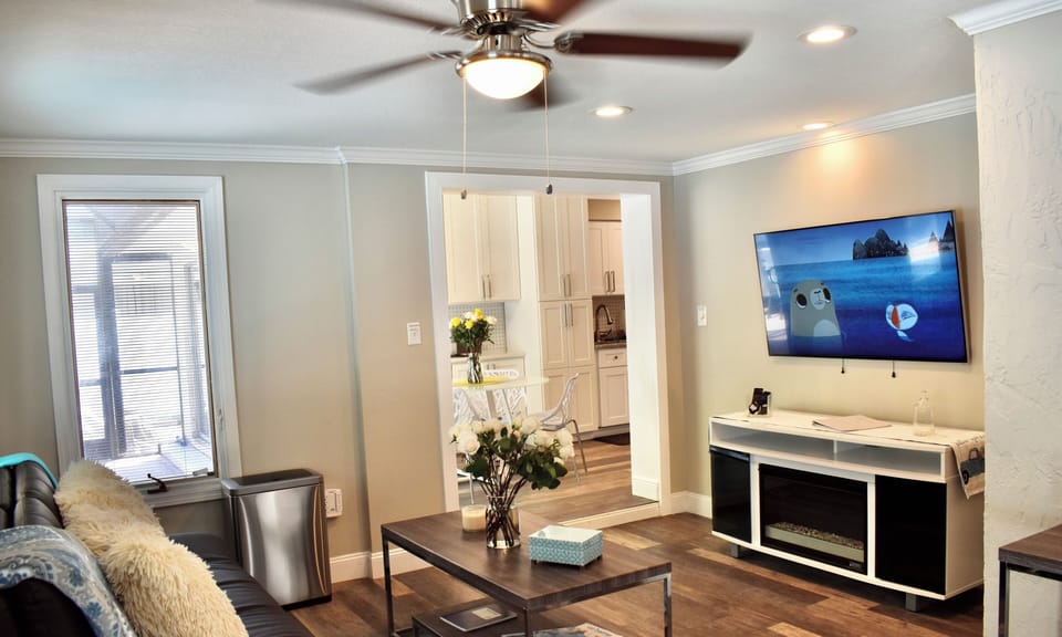 670437A4 7B72 4158 ADE4 3317112BA5A5 1 201 a