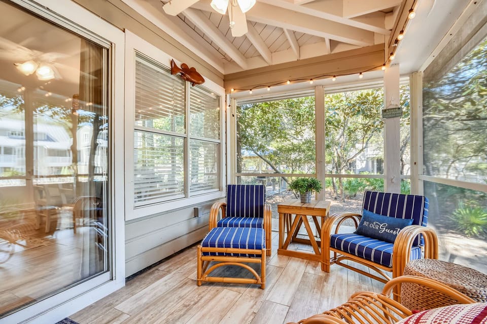 Screened in patio