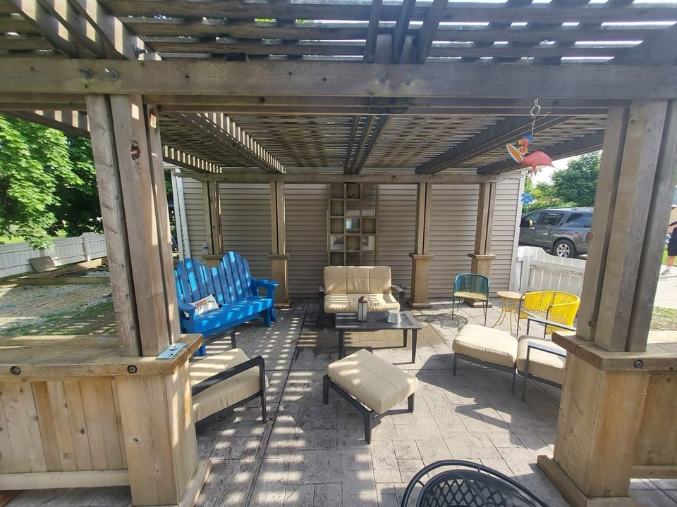 Relax under the Pergola!