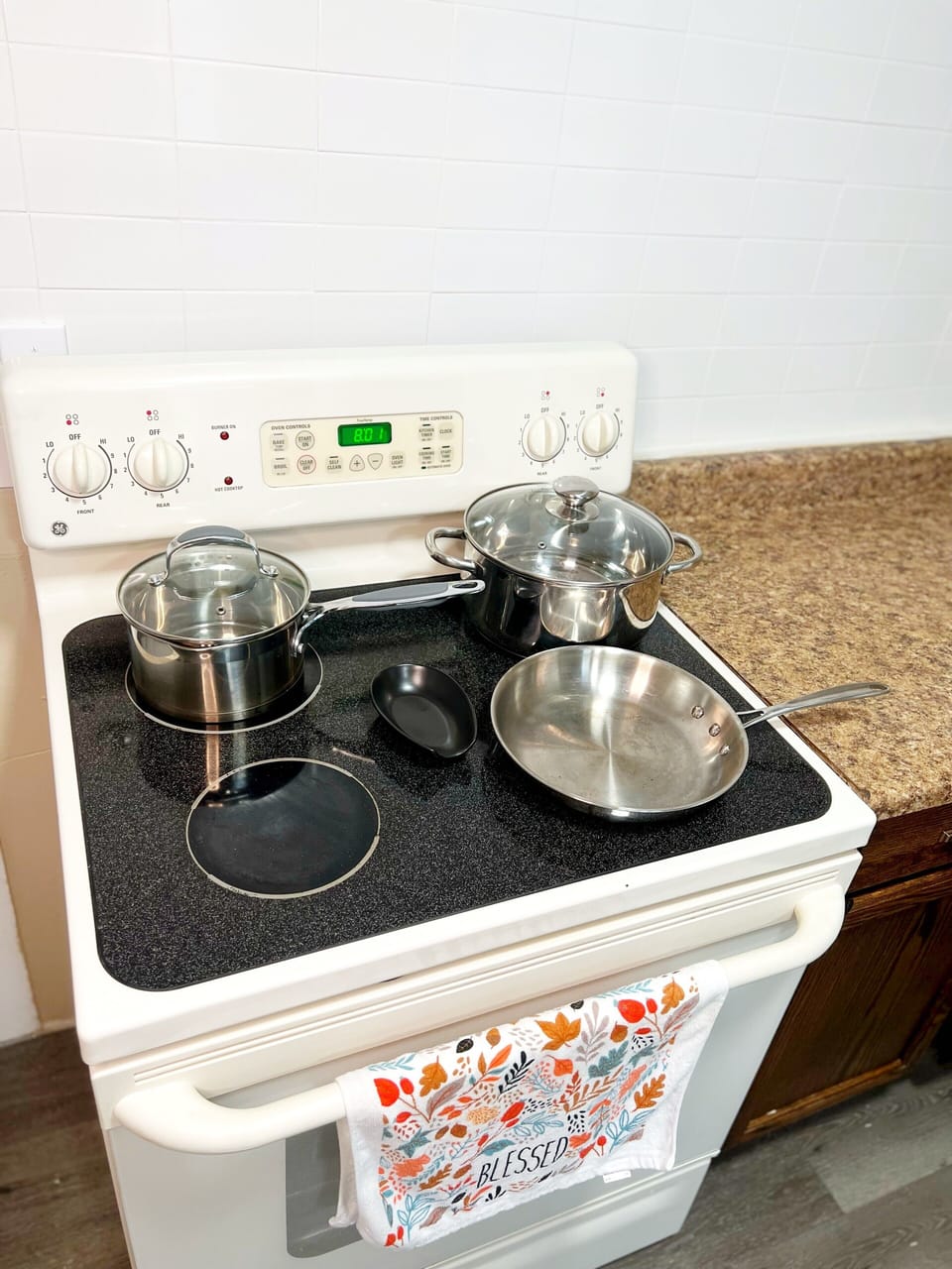 Kitchen stove
