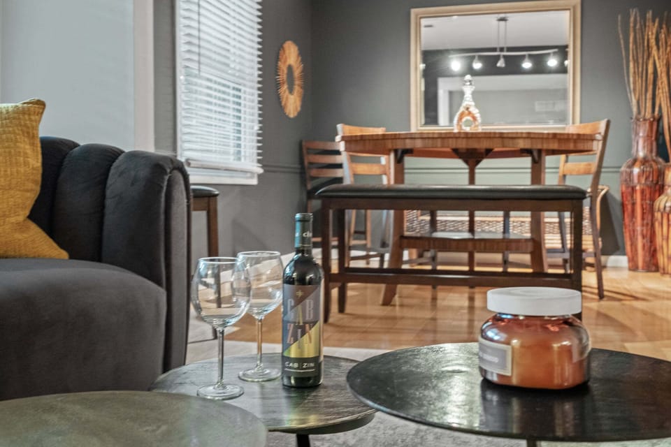 sitting and dining area