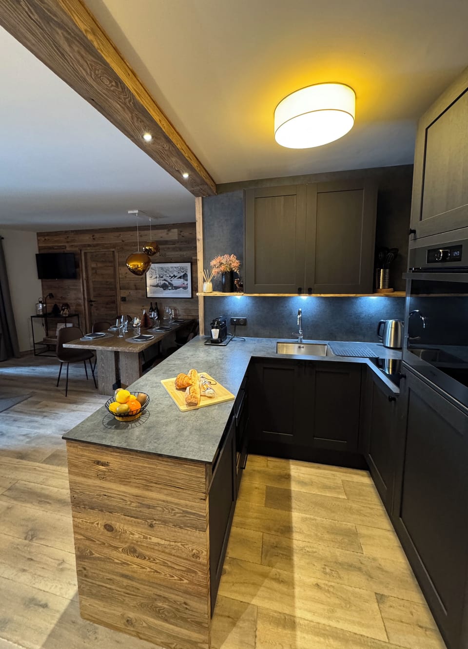Private kitchen