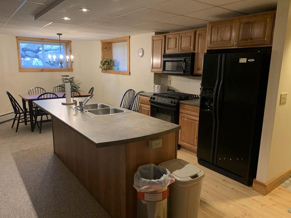 Unit B (downstairs) kitchen and dining area
