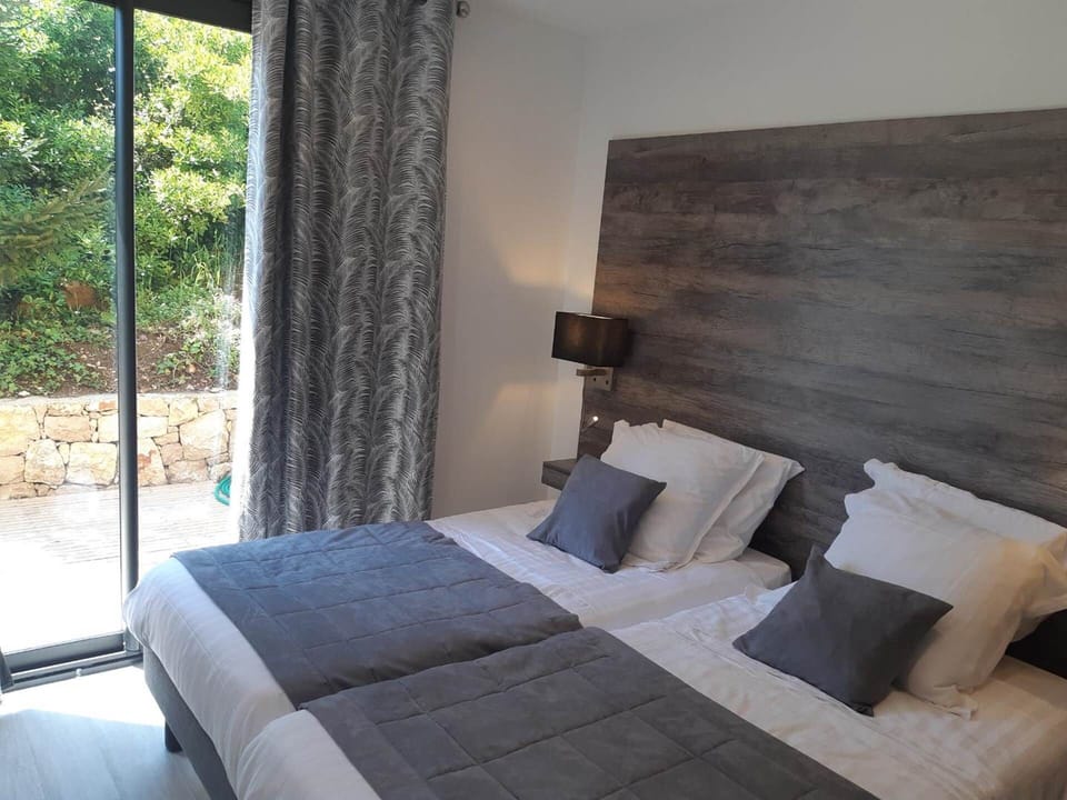 Chambre 2 lits simples