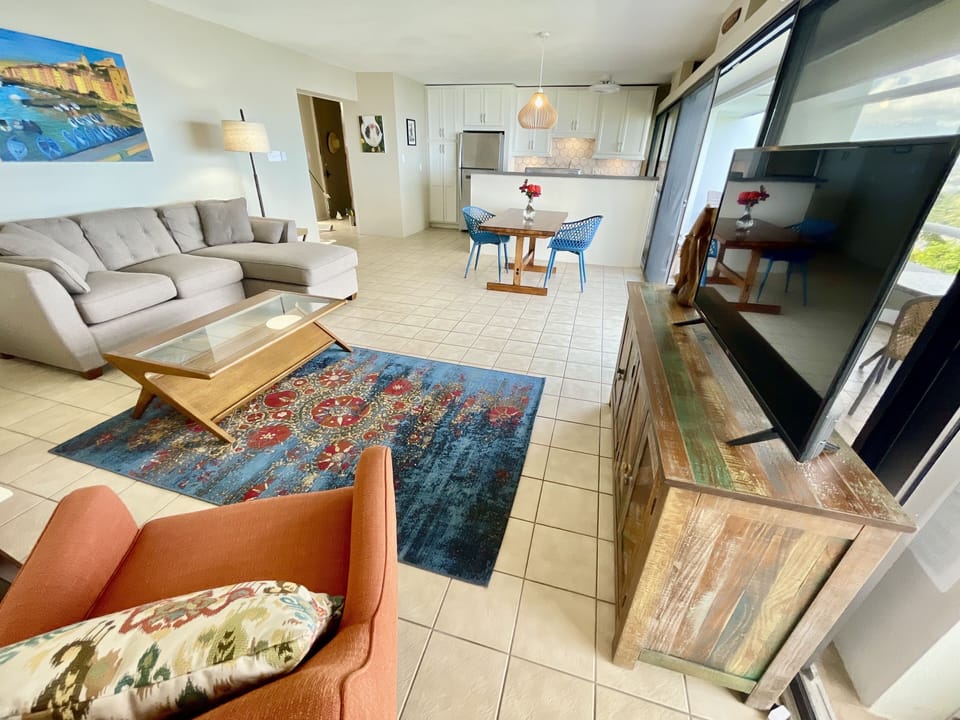 Great space, enjoy the ocean breezes. 
