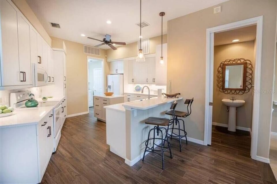 c3ebbf90-4355-4c56-ab36-563691c53e96