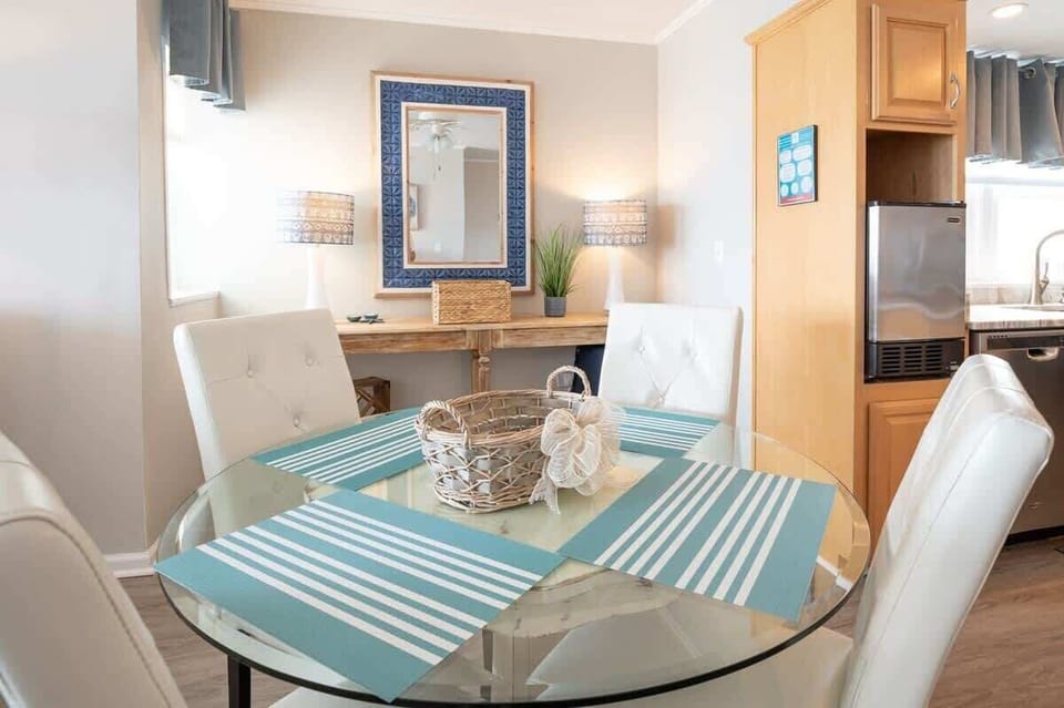Dining Table - Seating for 4