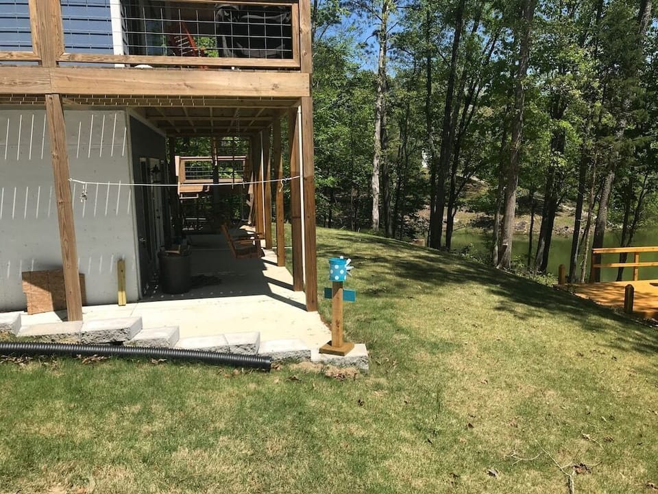 Room for the kids to run around or to play a game of cornhole (set provided!)