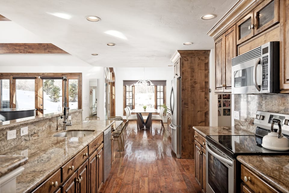 Kitchen/Dining