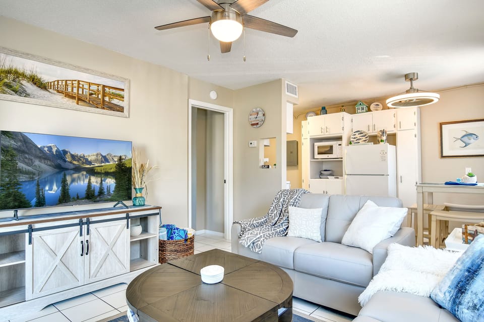 Living Room with 50" Smart TV