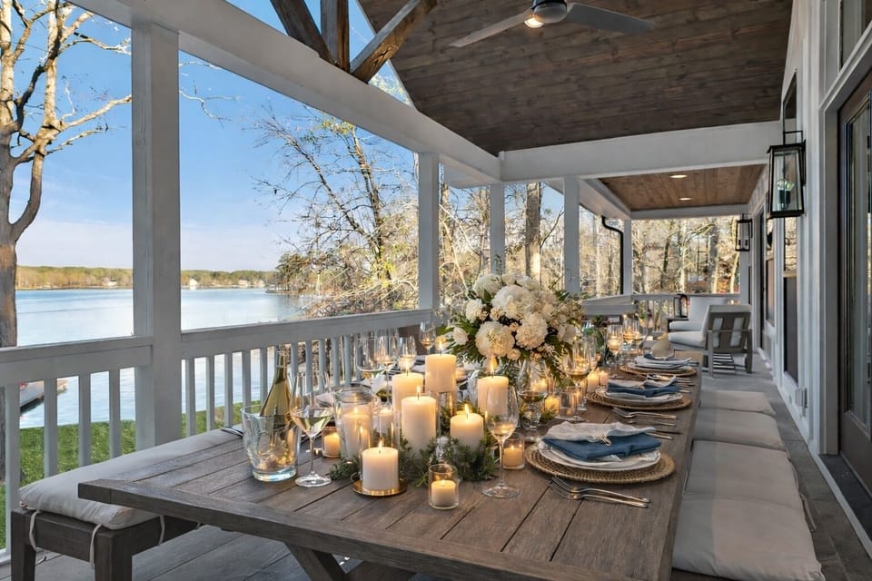 Elegant al fresco lakefront dining perfect for sunset dinners and celebrations.