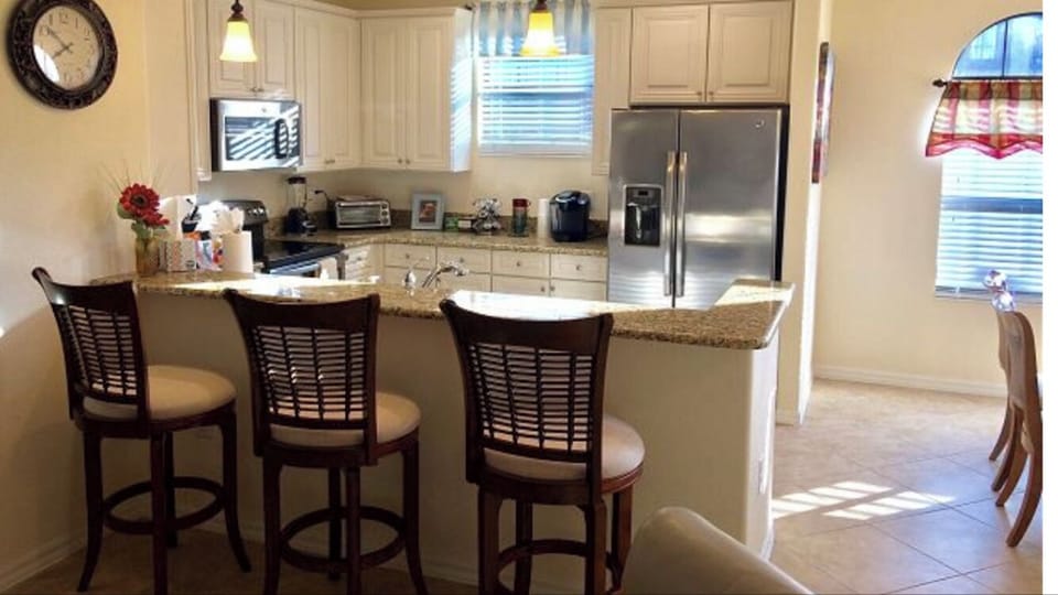 Full stocked kitchen