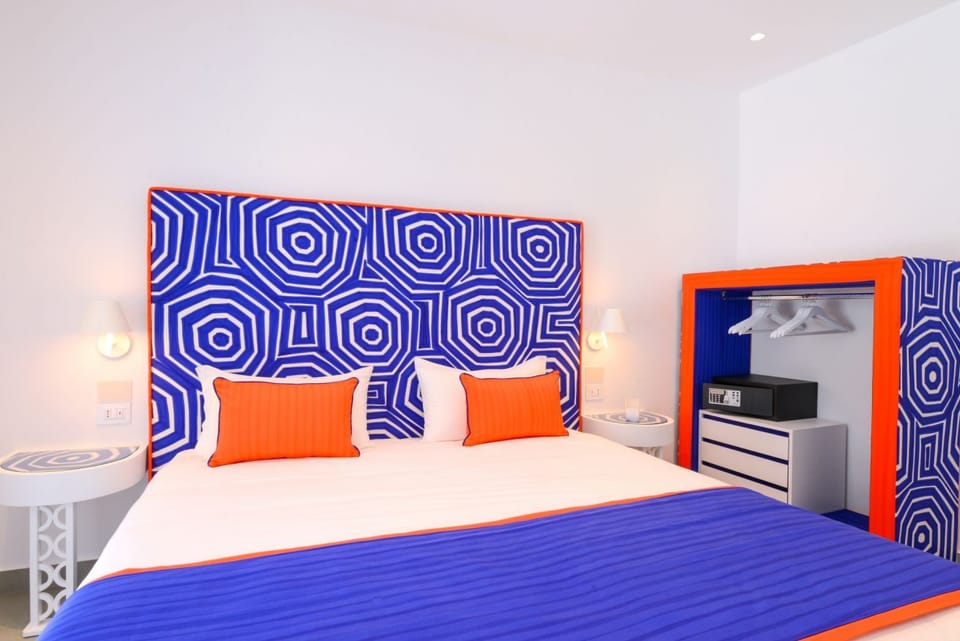 My Exclusive Italy - Beachfront Villa Sorrento & private sea access Villa in Sorrento