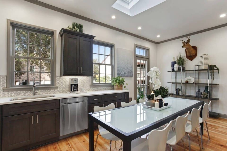 Open concept living area (kitchen/dining)