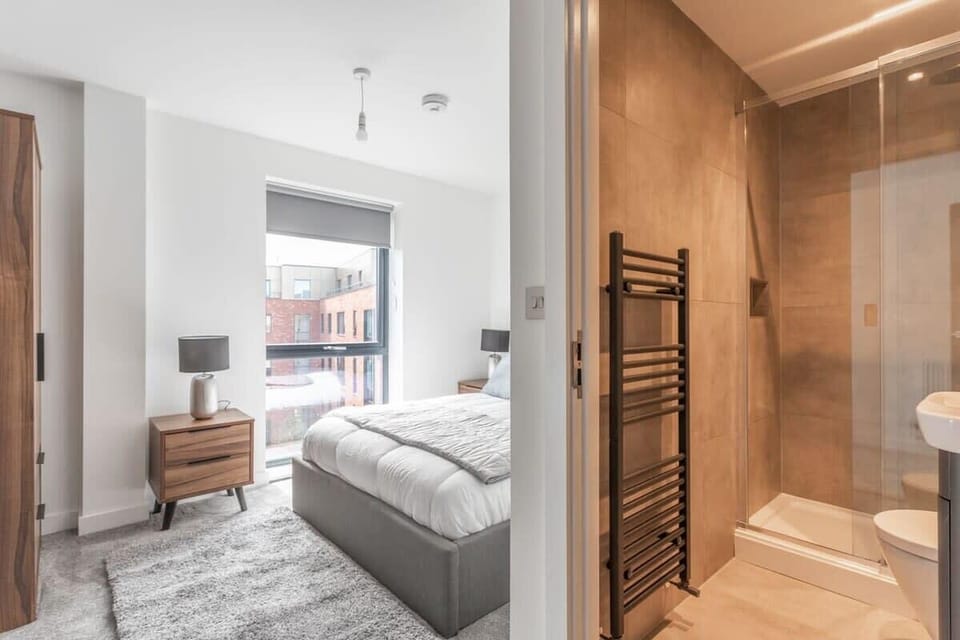 En-suite Bathroom