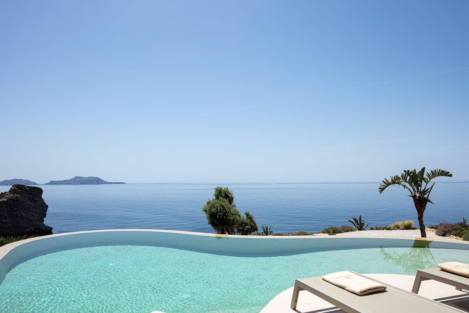 Domus Mare Villa II offers stunning, unobstracted sea views!
