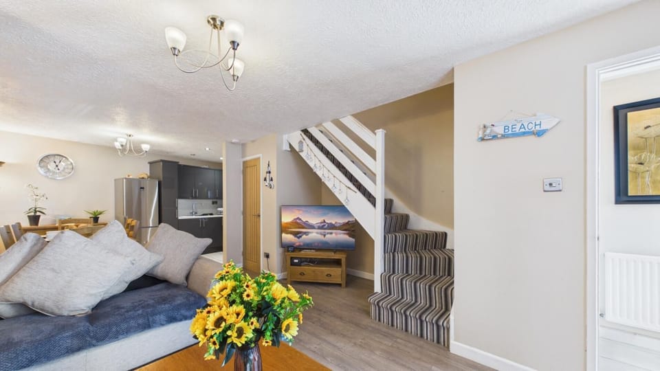Harry's - 2 Bedroom Holiday Home - Tenby (29252)