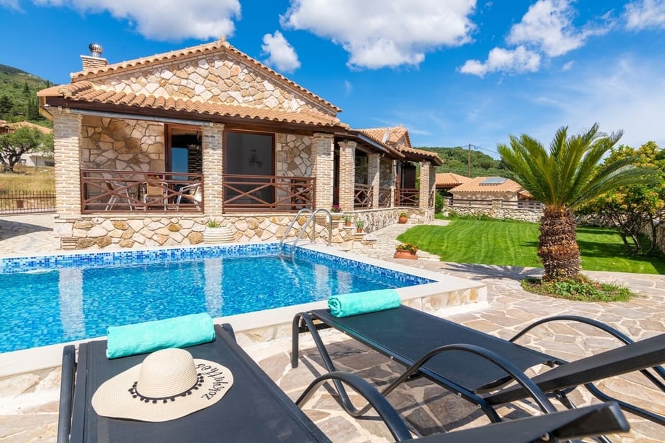 Villa La Isla with Private Pool