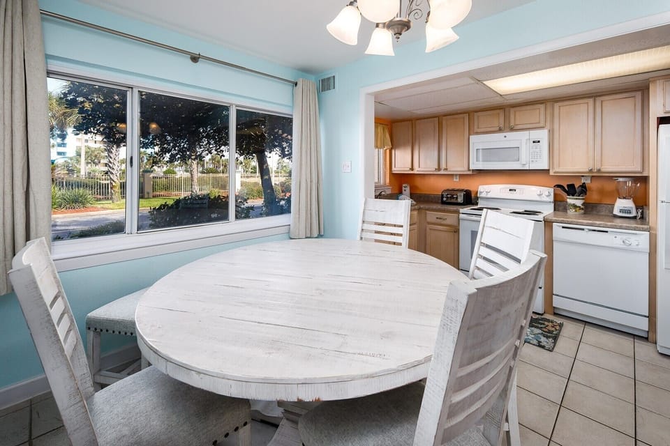 Dining Room and Kitchen