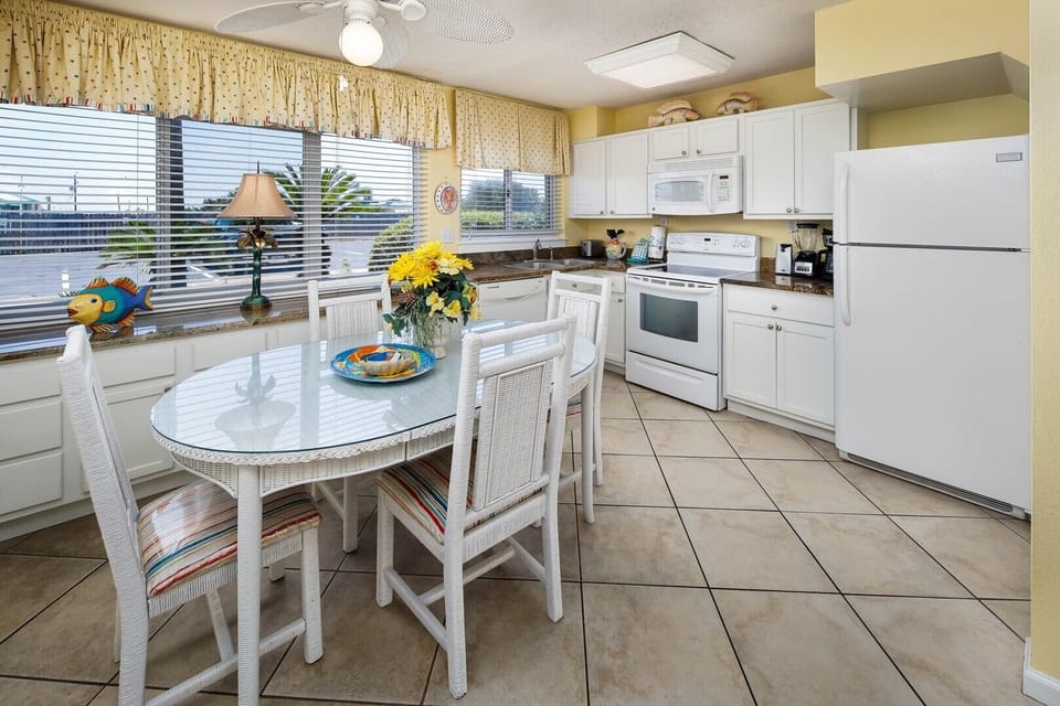 Dining Room and Kitchen