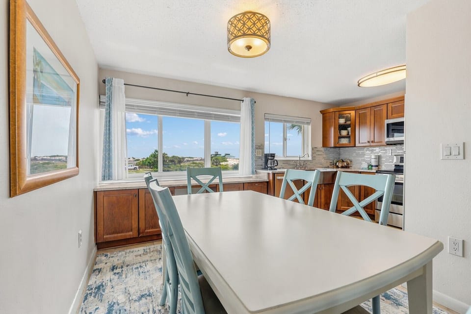 Dining Room and Kitchen