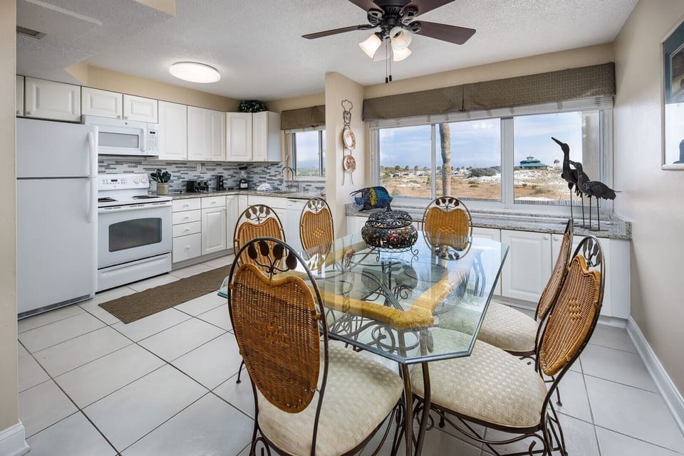 Dining Room and Kitchen