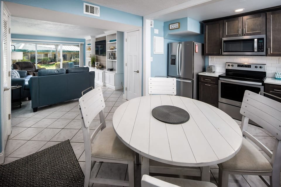 Dining Room and Kitchen