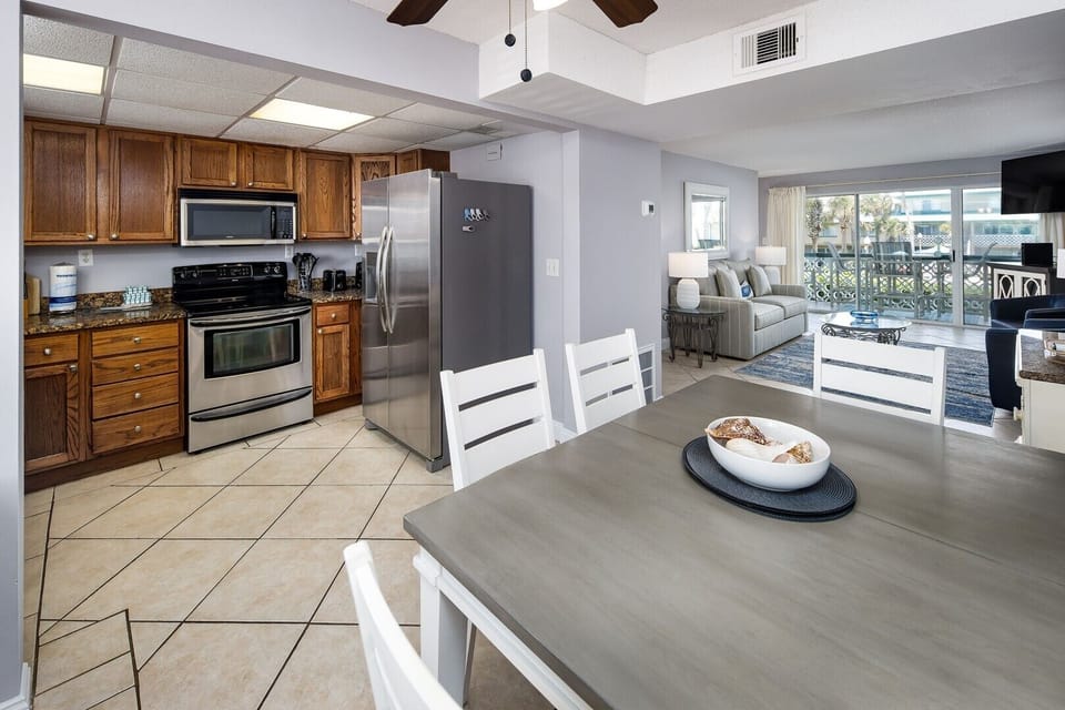 Dining Room and Kitchen
