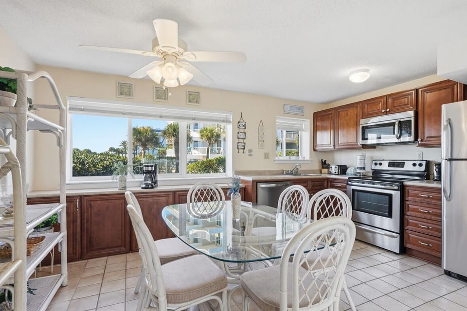 Dining Room and Kitchen