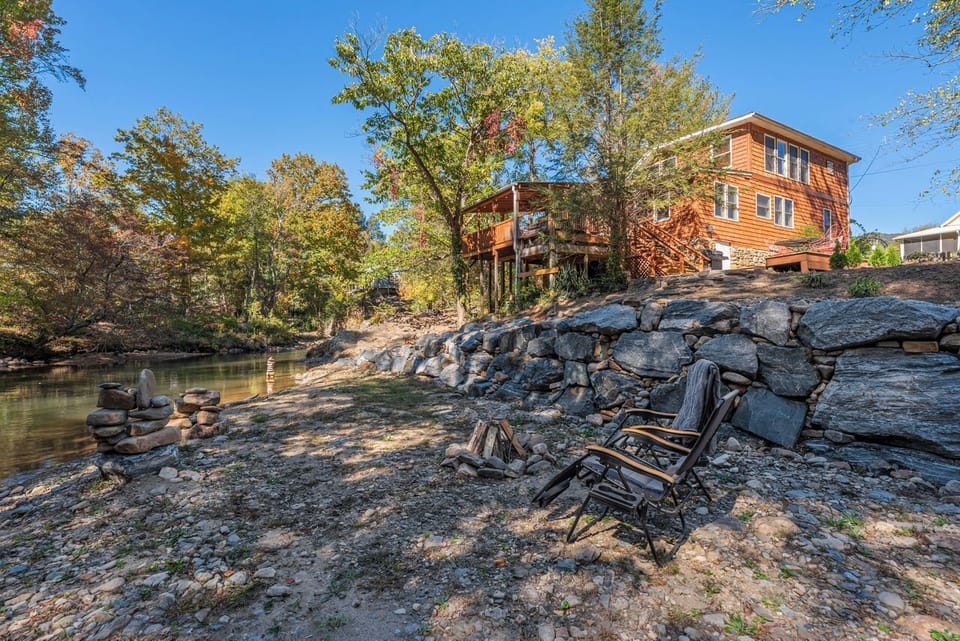 The Creekhouse sits by a fantastic swimming and fishing area on Spring Creek. 