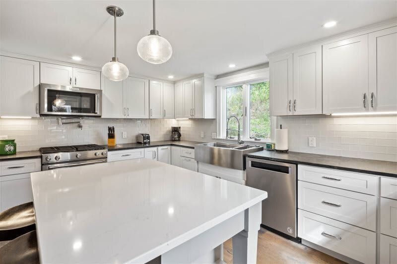 Plenty of counter space