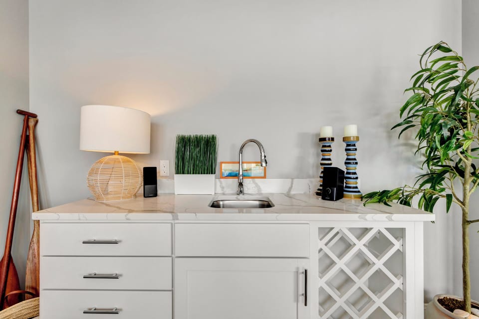 Wet bar for entertaining in second living area space
