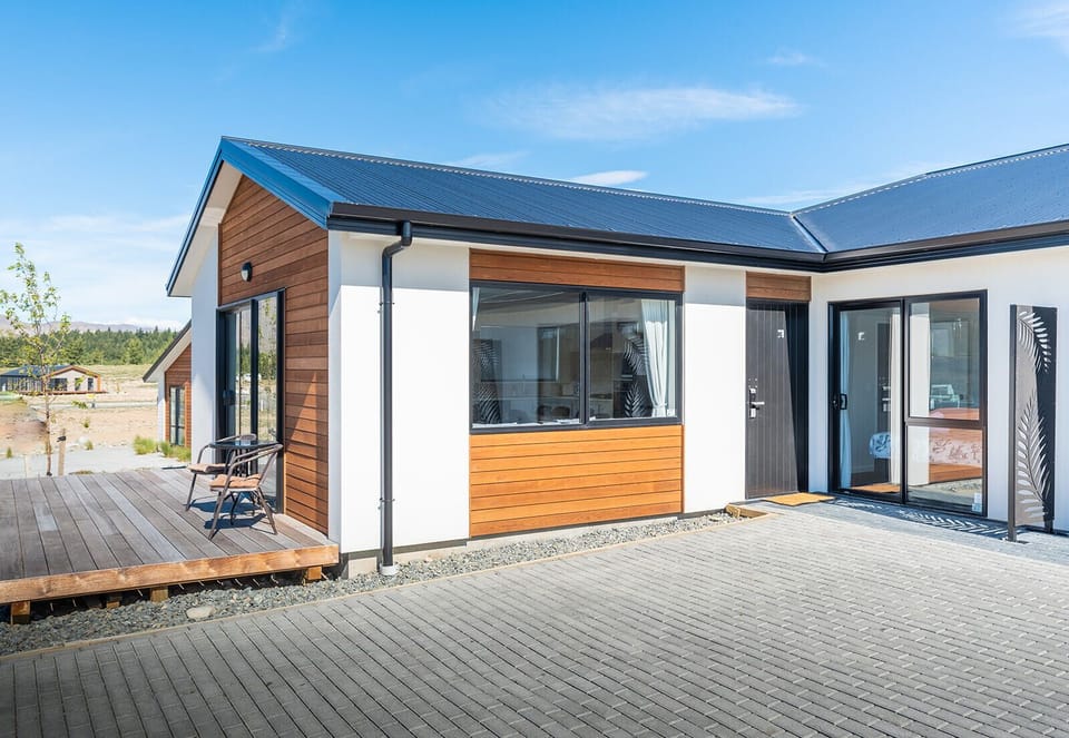 Matariki 4 - Front Entrance