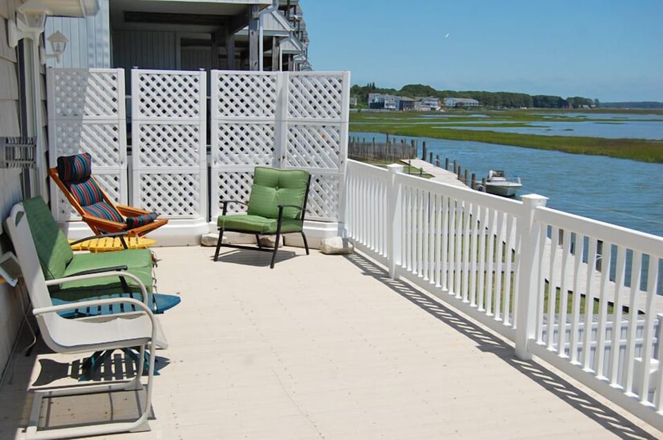 Large Deck