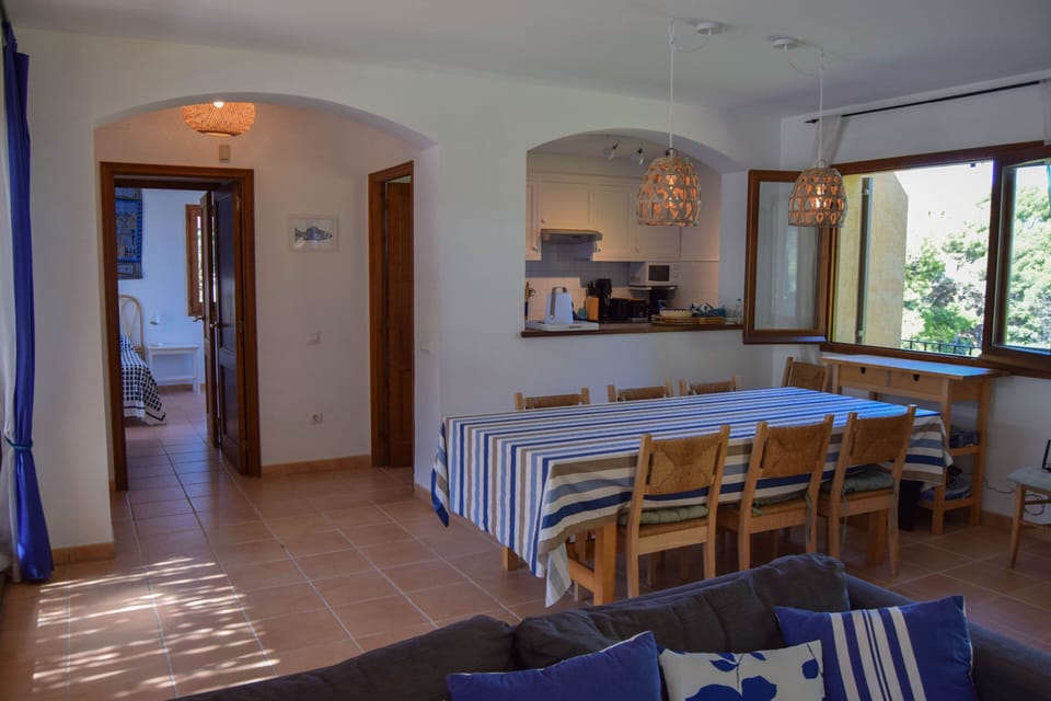 Villa 600 mts to the beach.BEGUR.Capacity 8 people.Pool, porch, wifi.COSTA BRAVA