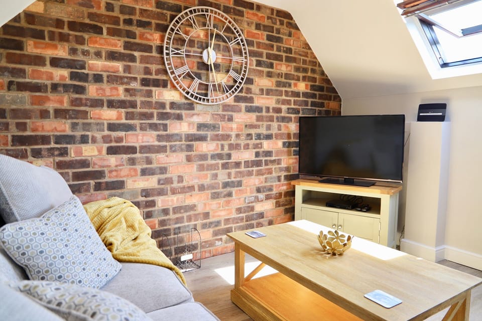 Living Room / Lounge