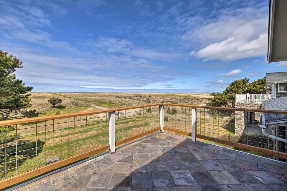 Private Balcony | Access via 2nd Floor