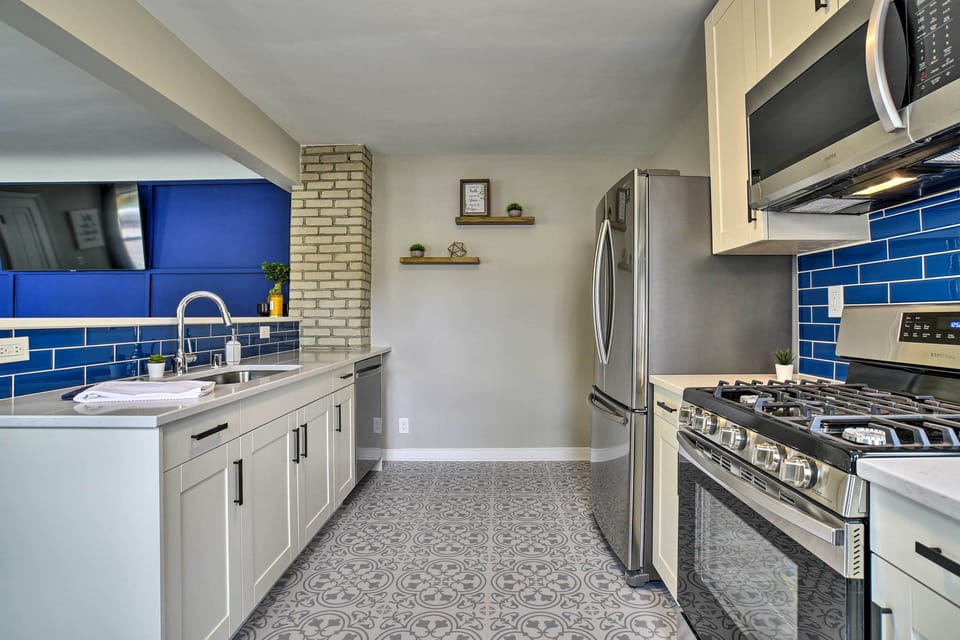 Kitchen | Recently Renovated