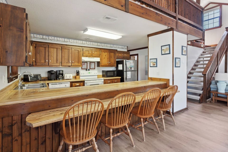 The Counter Bar offers additional seating for meals and snacks!